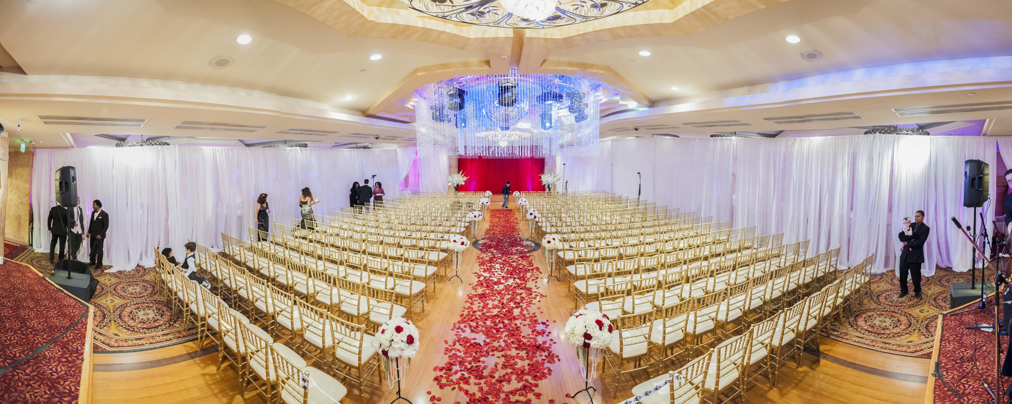 Largest Event Wedding Venue In N Hollywood CA Le Foyer Ballroom